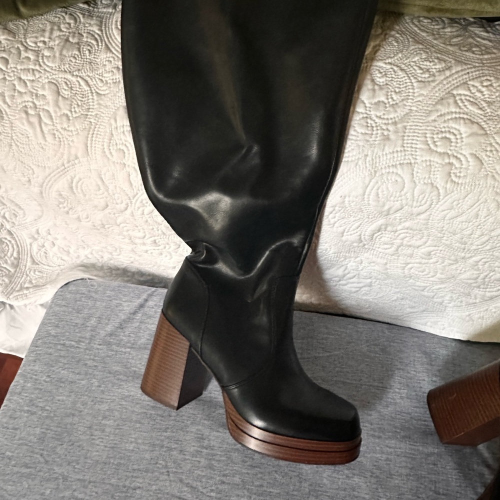 Extra wide calf Black Heeled Boots never worn
